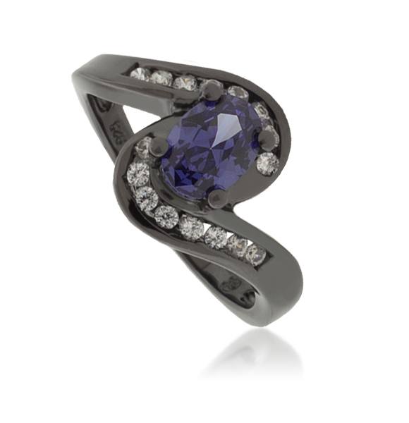 Anillo de Plata Negra con Tanzanita Corte Ovalado