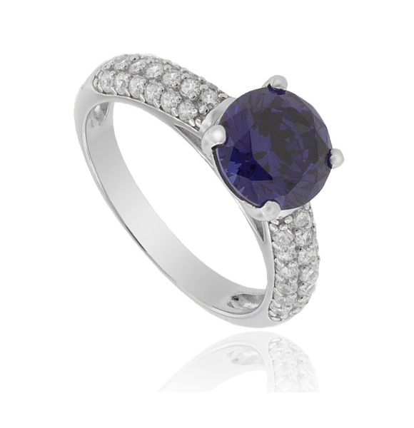 Anillo de Plata Fina .925 con una Tanzanita