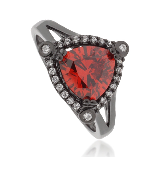 Anillo de Plata Negra con Ópalo de Fuego corte Triangular