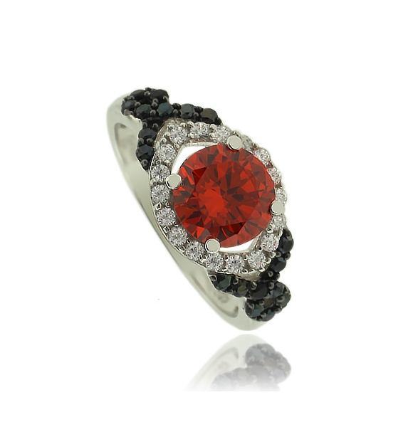 Elegante Anillo de Ópalo de Fuego en Corte Circular y Zirconias en Plata de Ley