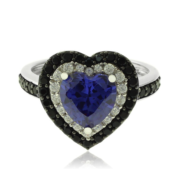 Anillo de Plata con Piedra Preciosa de Tanzanita en Forma de Corazón