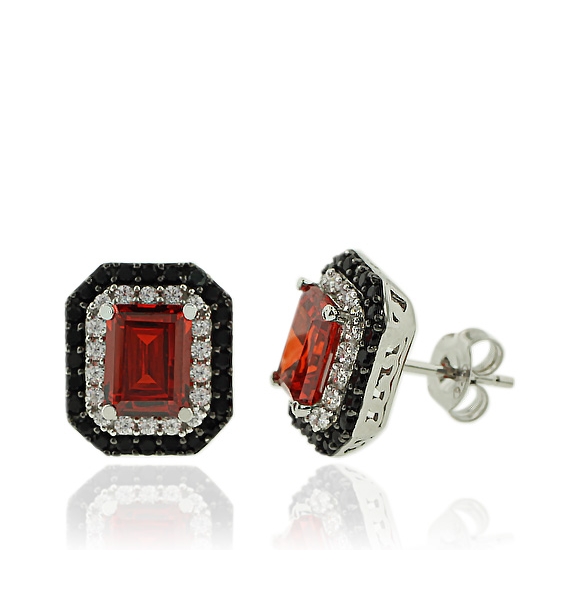 Aretes de Plata con Ópalo de Fuego en Corte Esmeralda y Zirconias.