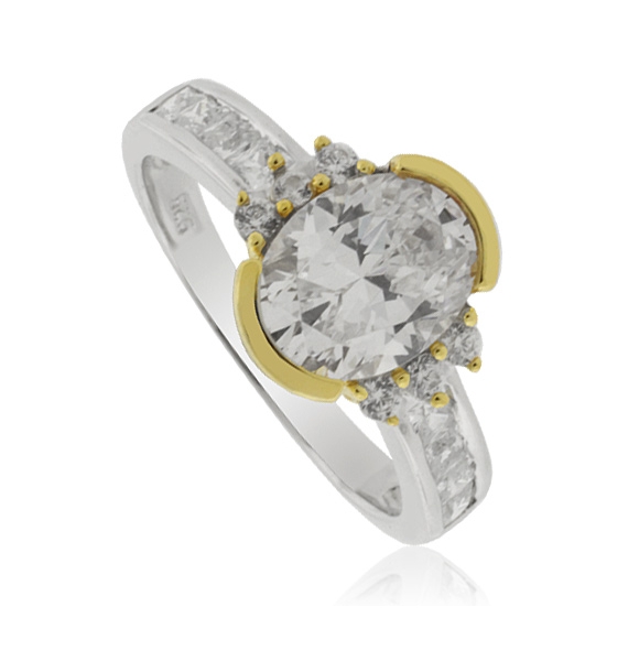 Hermoso Anillo de Plata con Zirconia de Corte Oval y Baño de Oro