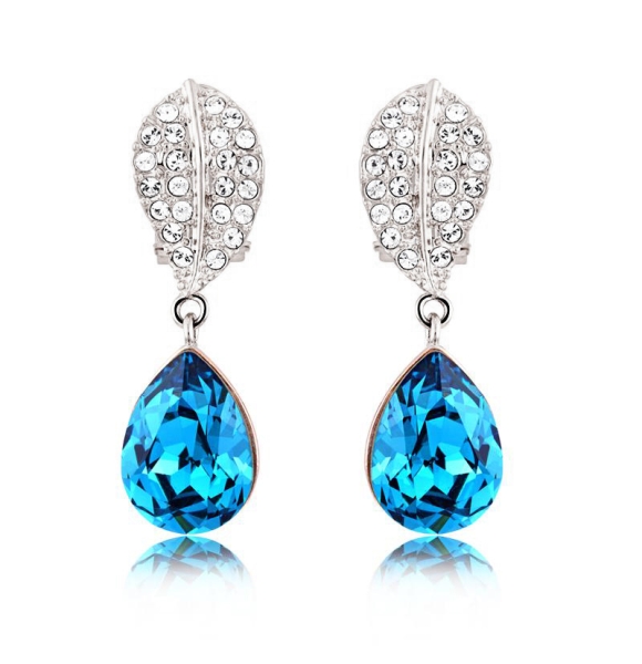 Hermosos Aretes de Swarovski Color Azul Con Baño de Oro Blanco de 18k