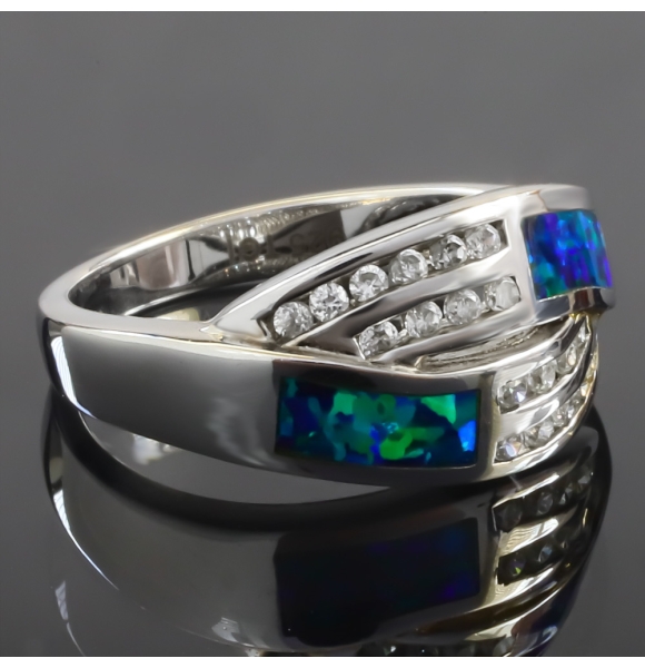Opalo Australiano en Anillo de Plata