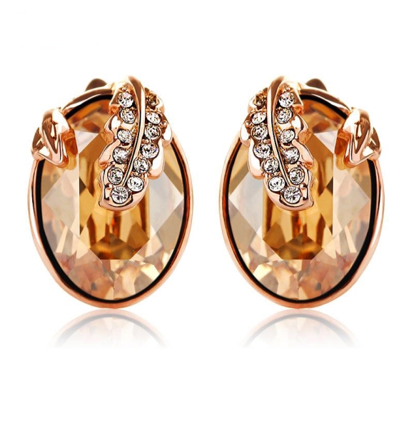 Aretes dorados de Swarovski