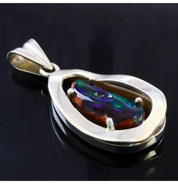 Dije de Plata de Ley .925 con Ópalo de Fuego Natural