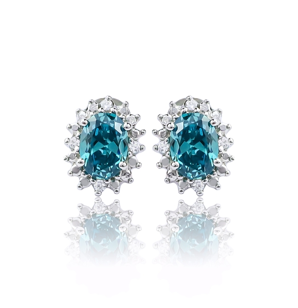 Hermosos Aretes de Alejandrita Bicolor ( Verde/Azul ) en Plata .925