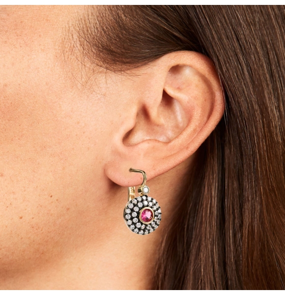 Aretes de Plata Con Ruby Baño de Oro Rosa Diseño Antigua