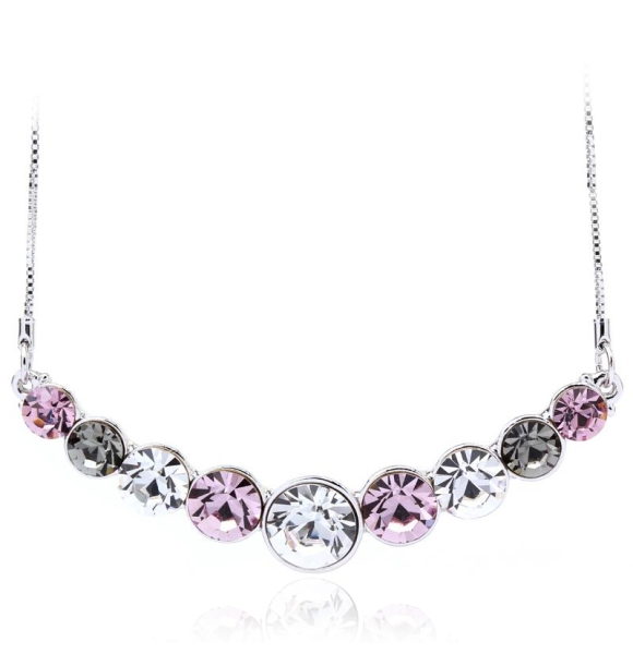 Hermoso Collar de Swarovski color Amatista