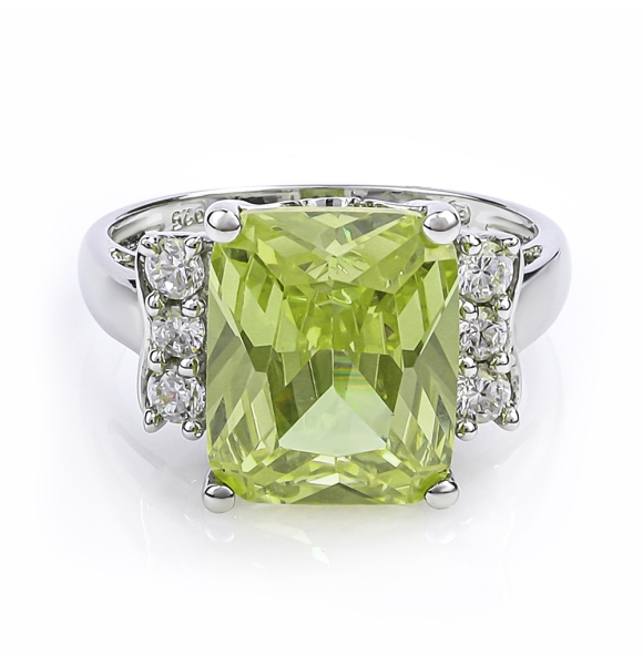 Anillo de Plata y Zultanita Cambia Color con Zirconias