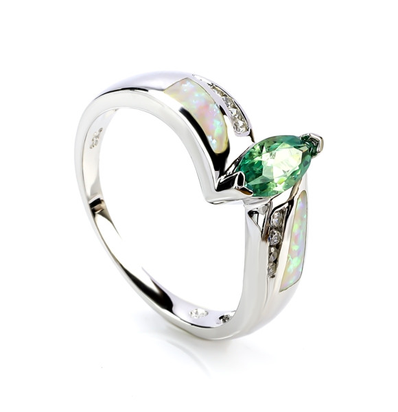 Anillo de Alejandrita con Ópalo en Corte Marquesa