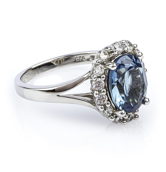 Anillo de Alejandrita en Plata de Ley .925 ( Azul/Morado )