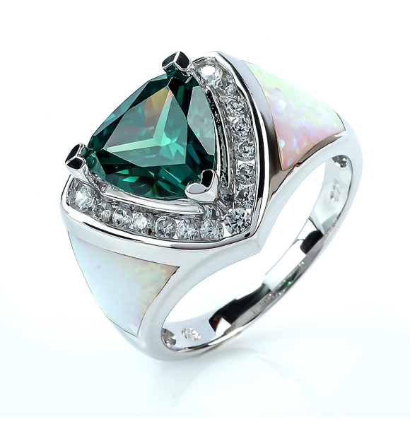 Anillo Con Gran Piedra Alejandrita, Ópalo blanco y Hermosas Zirconias en Plata de Ley
