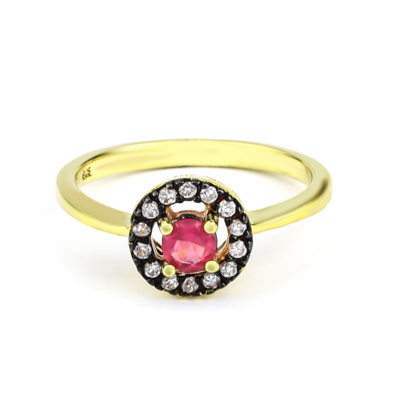 Rubi Anillo de Plata Con Baño de Oro Amarillo