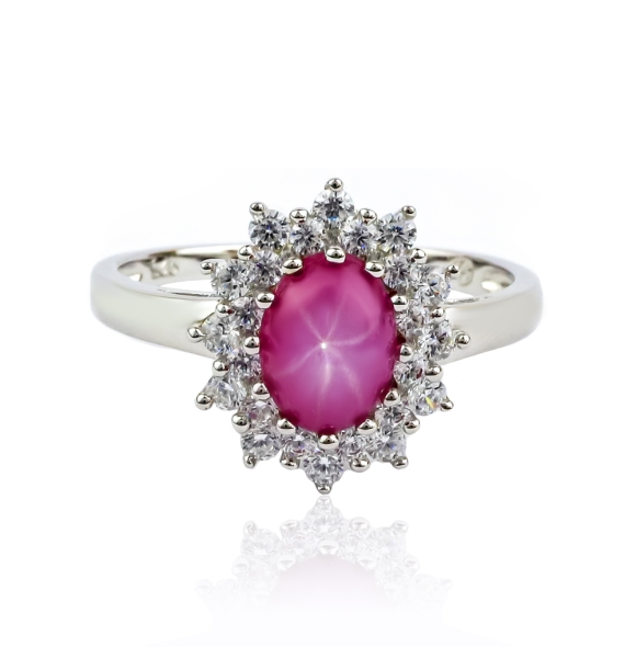 Rubi Estrella Con Diamantes Simulados