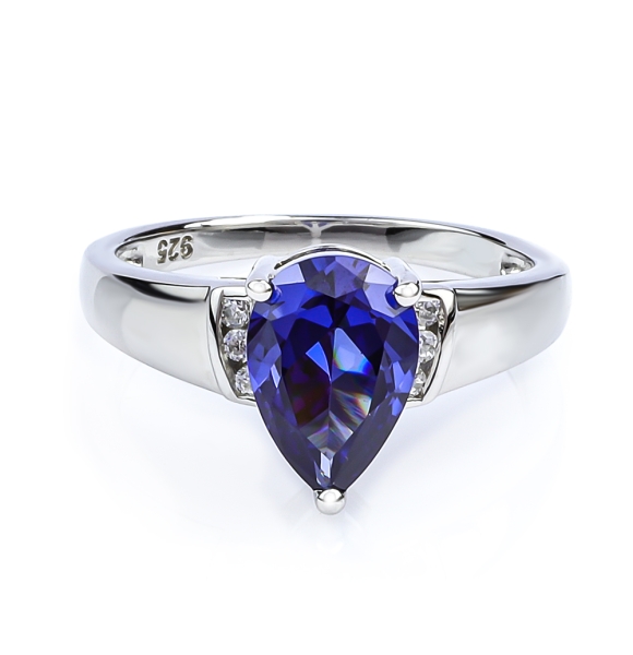 Anillo de Plata con Tanzanita