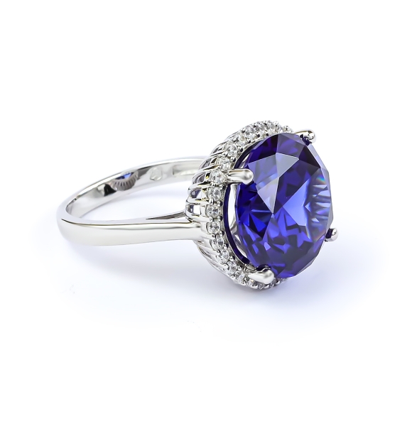 Hermoso Anillo de Tanzanita Llamativa