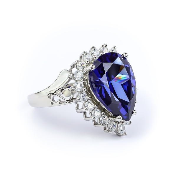 Anillo Elegante de Plata .925 con Tanzanita