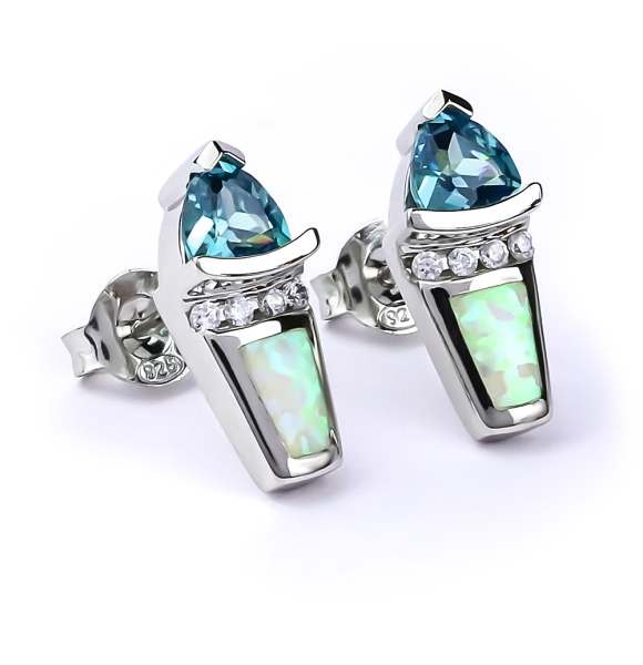 Aretes de Plata .925 con Alejandrita y Ópalo Blanco