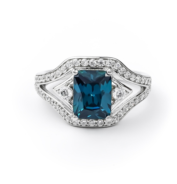 Anillo de Plata con Alejandrita ( Azul/ Verde )