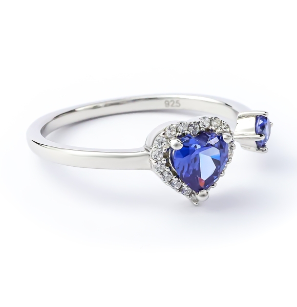 Hermoso Anillo de Doble Tanzanita en Plata de Ley 925 Corazón