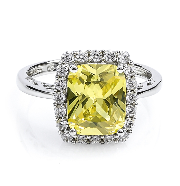 Anillo de Plata con Zultanita Cambia Color