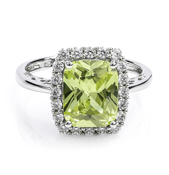 Anillo de Plata con Zultanita Cambia Color