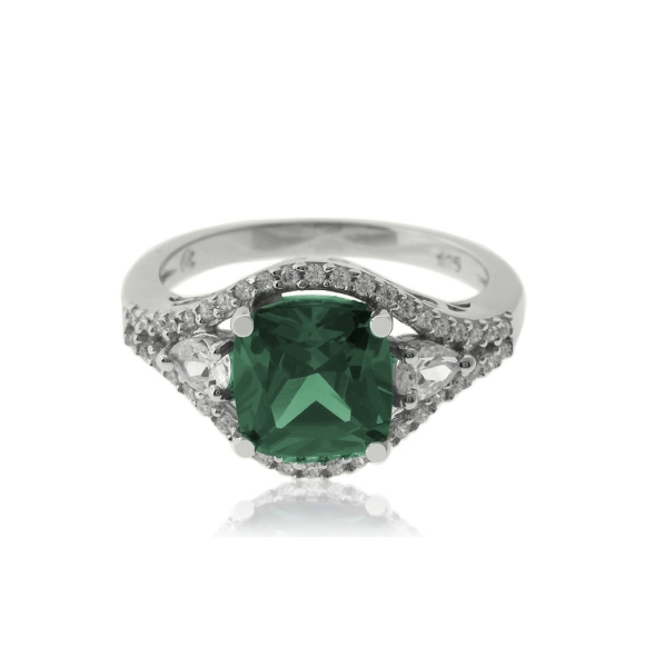 Elegante Anillo de Plata con Piedra de Alejandrita y Zirconias