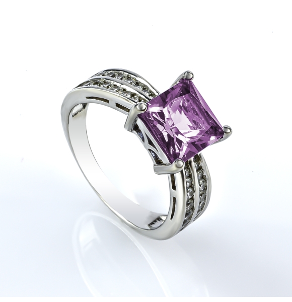 Anillo de Plata .925 con Alejandrita