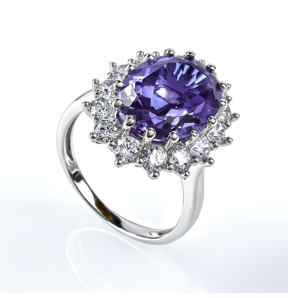 Encantador Anillo de Plata de Ley con Alejandrita