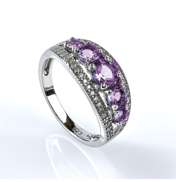 Anillo de Plata de Ley con Alejandrita