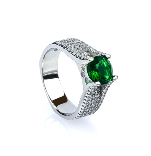 Anillo de Plata Esmeralda