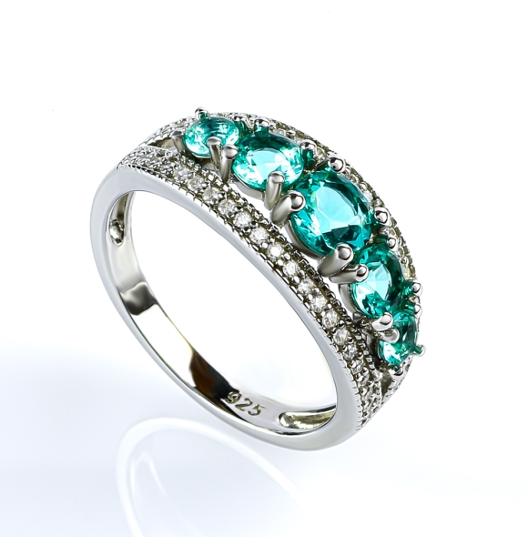 Anillo de Plata de Ley con Paraiba