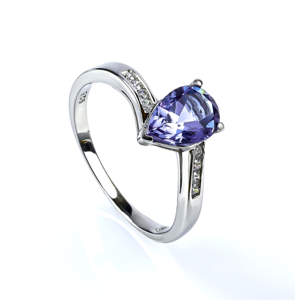 Anillo de Alejandrita Cambia de Color Azul Morado