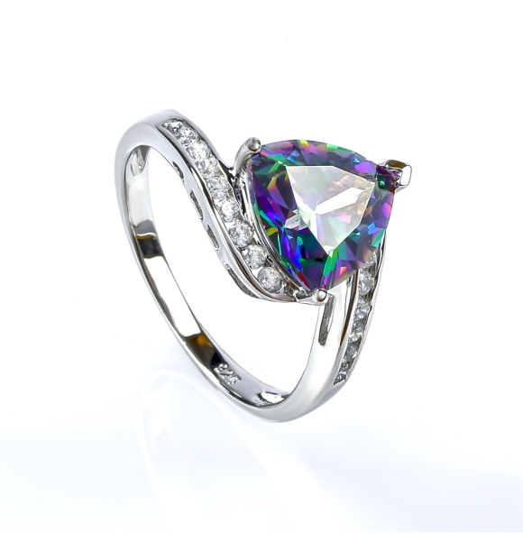 Anillo de Plata de Ley una Piedra de Topacio Místico