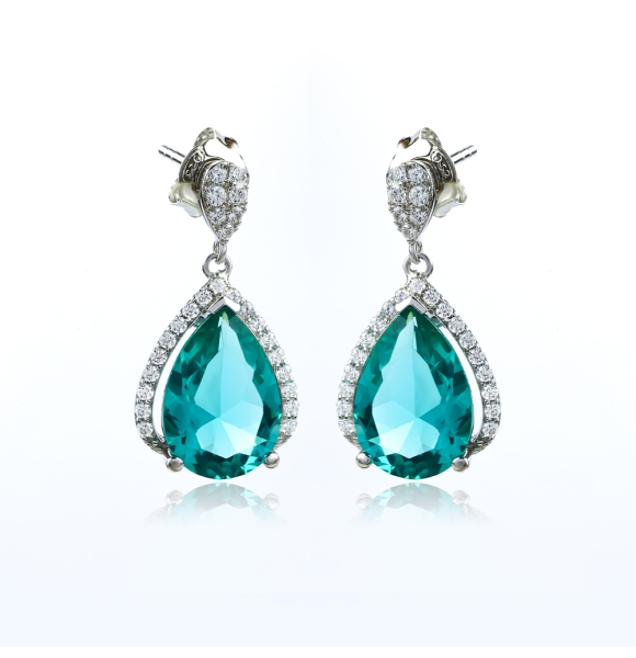 Aretes de Paraiba Corte Pera en Plata .925
