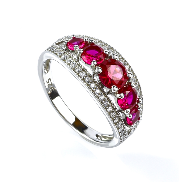 Anillo de Plata de Ley con Rubí