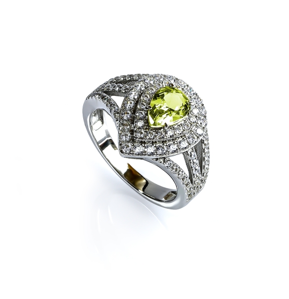 Anillo de Alejandrita Amarilla Corte Pera en Plata de Ley 925