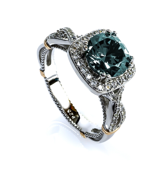 Anillo de Alejandrita en Plata .925 Azul a Verde