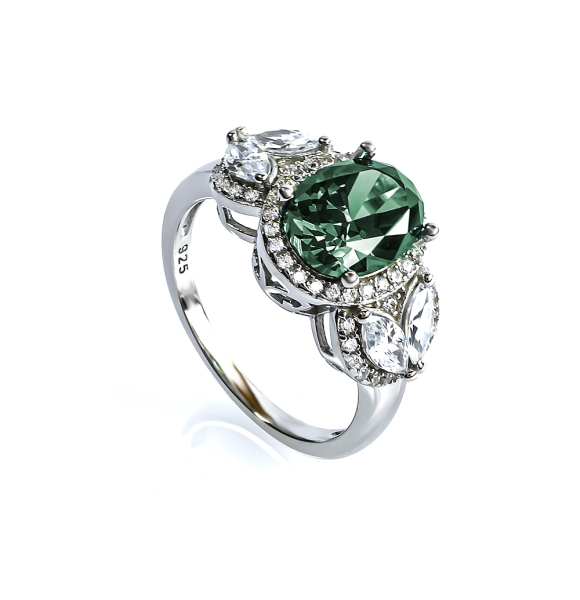 9 mm x 7 mm Anillo de Alejandrita Cambia de Color