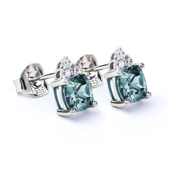 Aretes con Cerradura de Mariposa de Plata Con Alejandrita