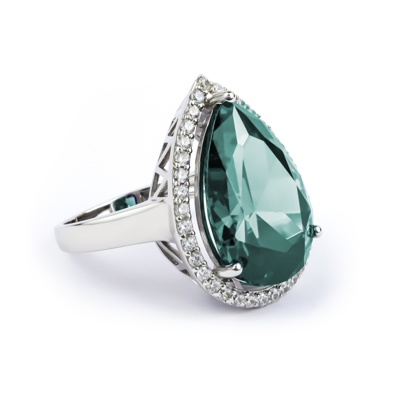 Muy Grande Anillo de Alejandrita de Plata .925