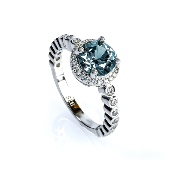 Anillo de 7 mm Alejandrita Con Plata de Ley