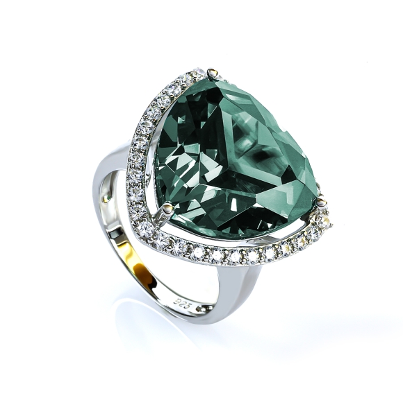 Anillo de Alejandrita Corte Trillion