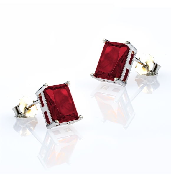 Aretes con Rubi Corte Esmeralda en Plata .925