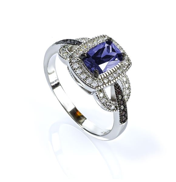 Anillo de Tanzanita Con Plata