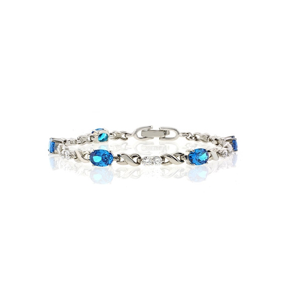 Hermosa Pulsera de Topacio Azul en Plata .925