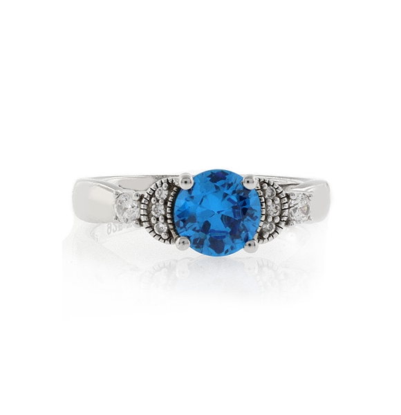 Anillo de Plata con Topacio Azul