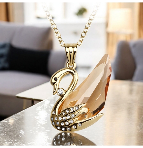 Precioso Collar de Cisne Swarovski con Baño de Oro Amarillo 18K